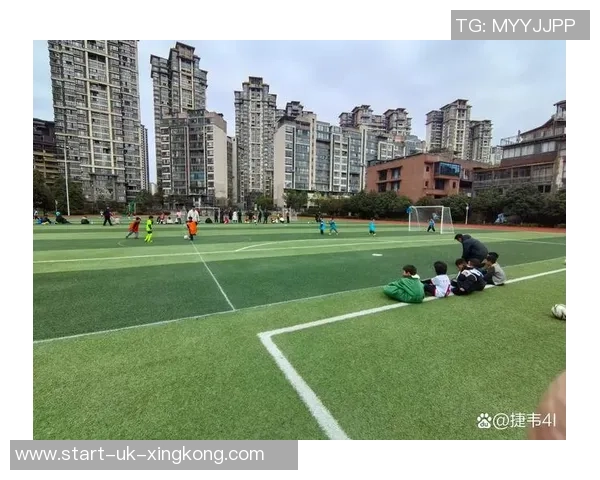 大连儿童足球培训助力小球员成长提升技艺与团队合作精神 大连儿童足球培训助力小球员成长提升技艺与团队合作精神